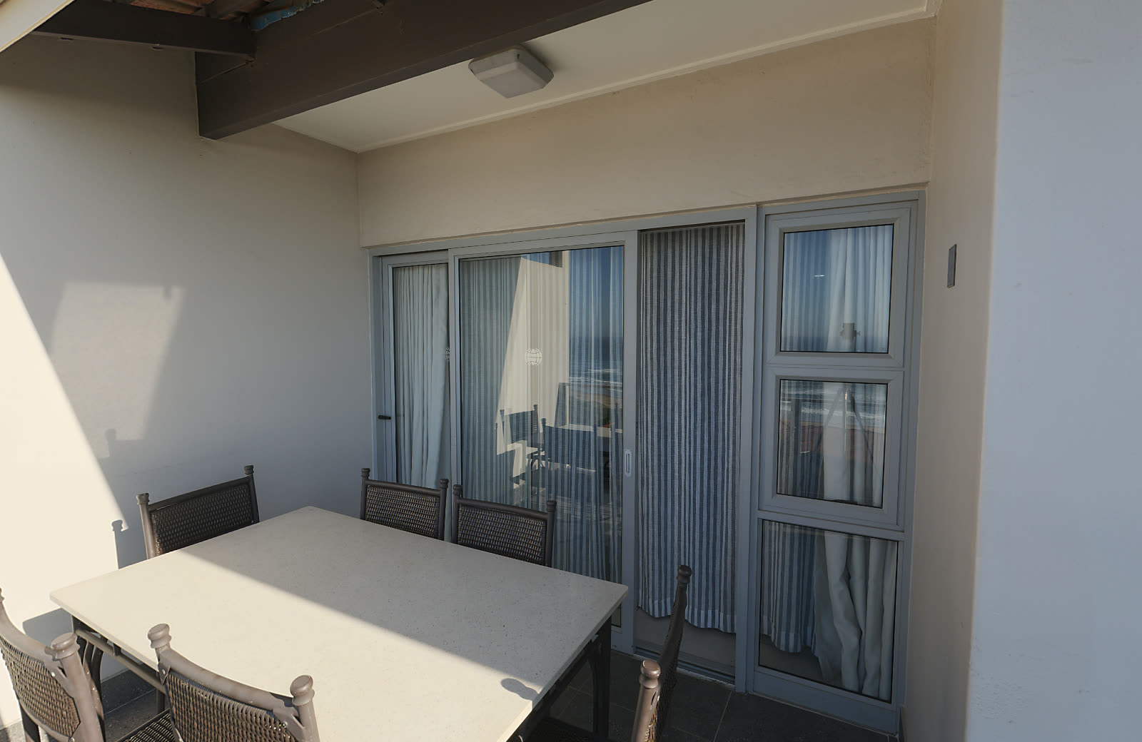 Apartamento pé na areia com varanda para o mar, foto 3